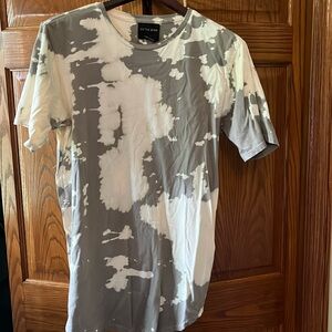 On the bays T-shirt Size M